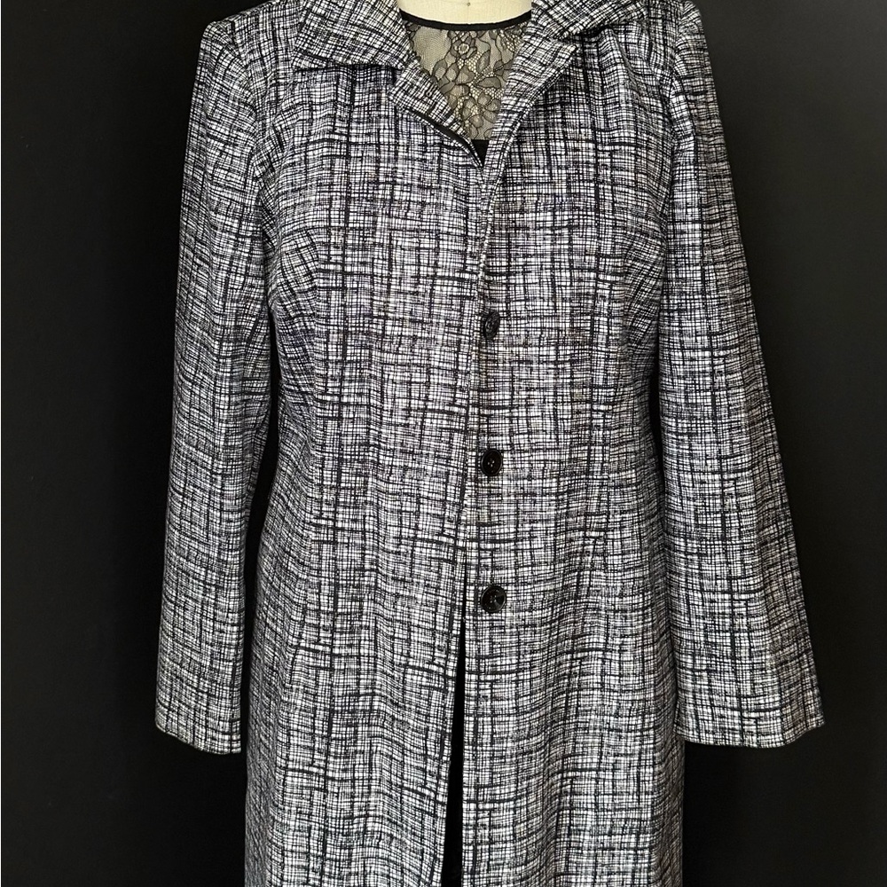 Adrienne Vittadini Black and White Textured Trench Coat Used